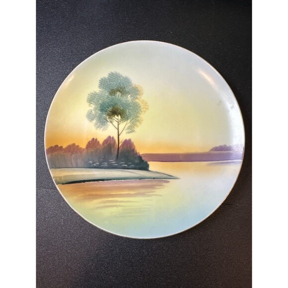 Vintage Meito China Hand Painted Landscape Plates Pair 7.75" & 8" Japan - Picture 2 of 7